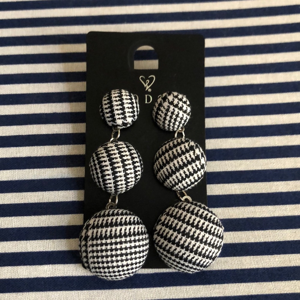 New Windsor Earrings